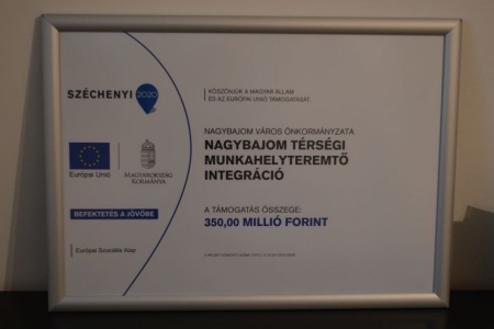 C típusú tájékoztató tábla